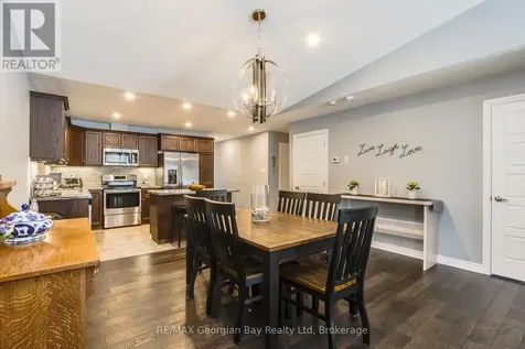 39 Chamberlain Crescent Penetanguishene ON L9M 0A6