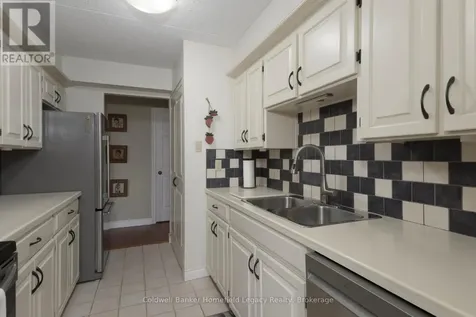 22 St Andrew Street North St. Marys ON N4X 1C5