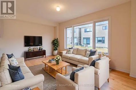22 Prudhoe Terrace Barrie ON L9S 2Z8