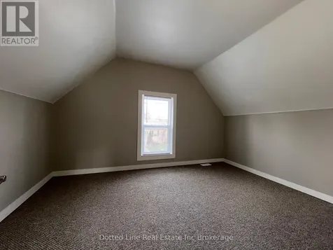 19 Wolf Street Tillsonburg ON N4G 1S2