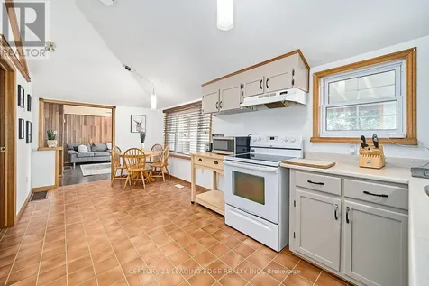 225 Arnott Drive Selwyn ON K0L 1T0