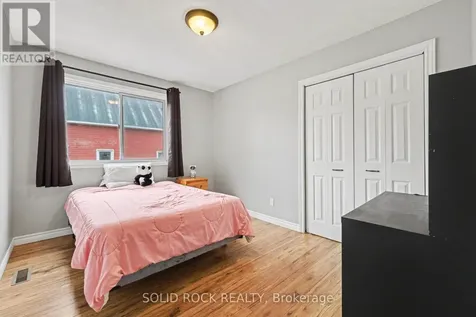 7 Leeds Street Smiths Falls ON K7A 2M6