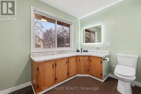 7 Leeds Street Smiths Falls ON K7A 2M6