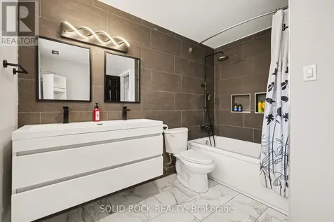 7 Leeds Street Smiths Falls ON K7A 2M6