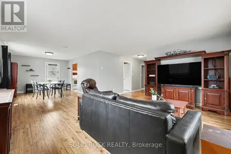 7 Leeds Street Smiths Falls ON K7A 2M6
