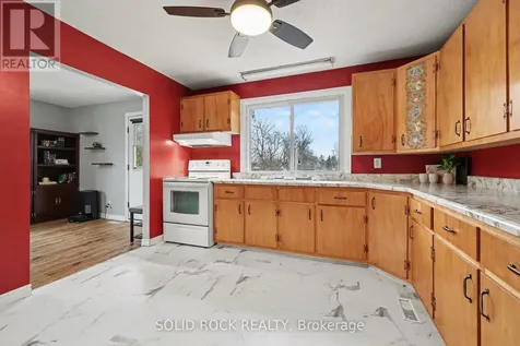 7 Leeds Street Smiths Falls ON K7A 2M6
