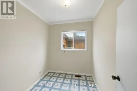 2838 Haughton Avenue Ottawa ON K2B 6Z3
