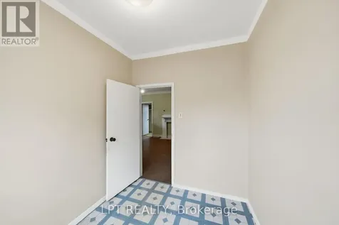 2838 Haughton Avenue Ottawa ON K2B 6Z3
