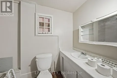 2838 Haughton Avenue Ottawa ON K2B 6Z3