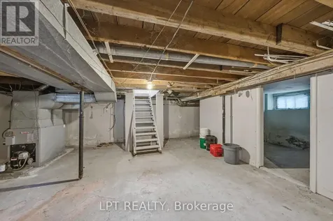 2838 Haughton Avenue Ottawa ON K2B 6Z3