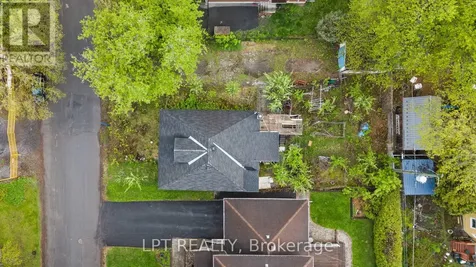 2838 Haughton Avenue Ottawa ON K2B 6Z3