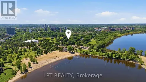 2838 Haughton Avenue Ottawa ON K2B 6Z3