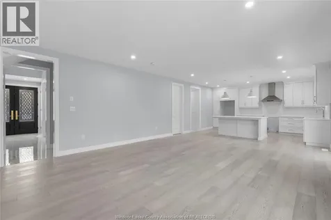 3460 Oke Lasalle ON N9J 2W8