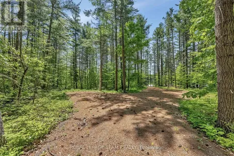 1143 Wabalac Road Lanark Highlands ON K0A 1P0