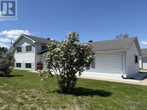 31 Silke Drive Petawawa ON K8H 2L3