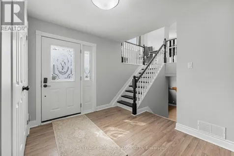 31 Silke Drive Petawawa ON K8H 2L3