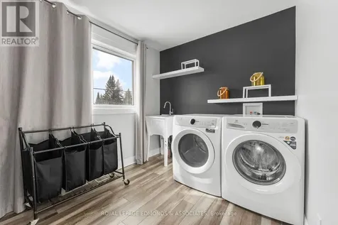 31 Silke Drive Petawawa ON K8H 2L3