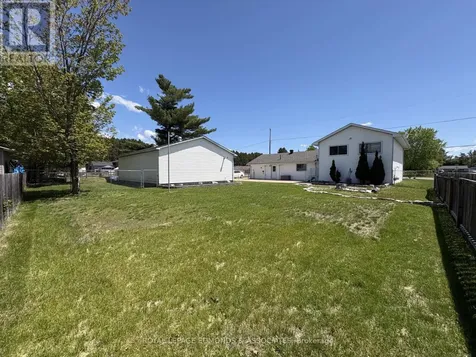 31 Silke Drive Petawawa ON K8H 2L3
