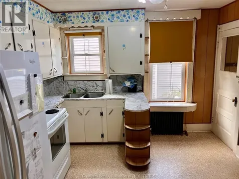 101 Harvey Street Chatham ON N7M 1M4