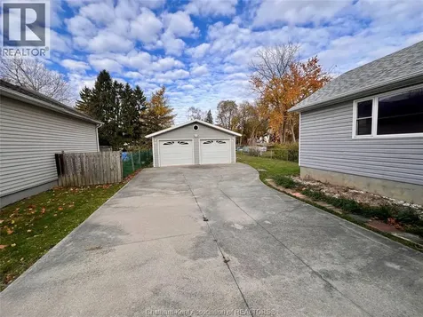 101 Harvey Street Chatham ON N7M 1M4