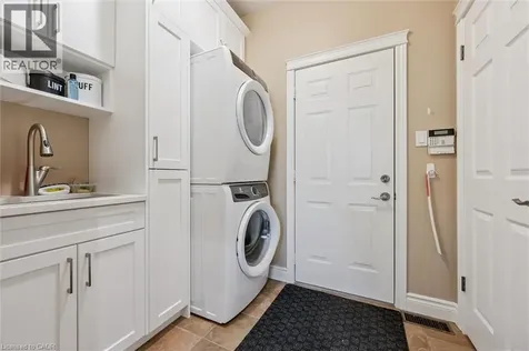 285 Deer Ridge Drive Kitchener ON N2P 2K6