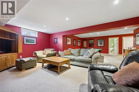 285 Deer Ridge Drive Kitchener ON N2P 2K6
