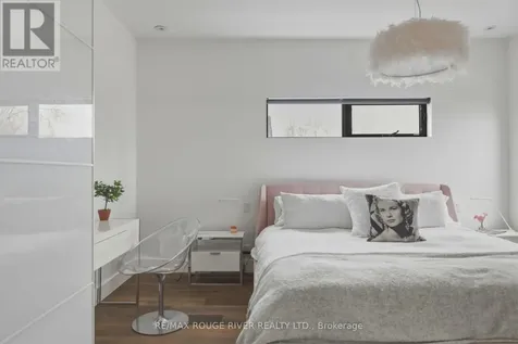 482 Monk Street Cobourg ON K9A 2T1