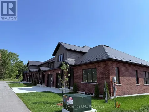 8 Golf Links Road Kincardine ON N2Z 0G1