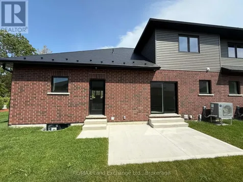 8 Golf Links Road Kincardine ON N2Z 0G1