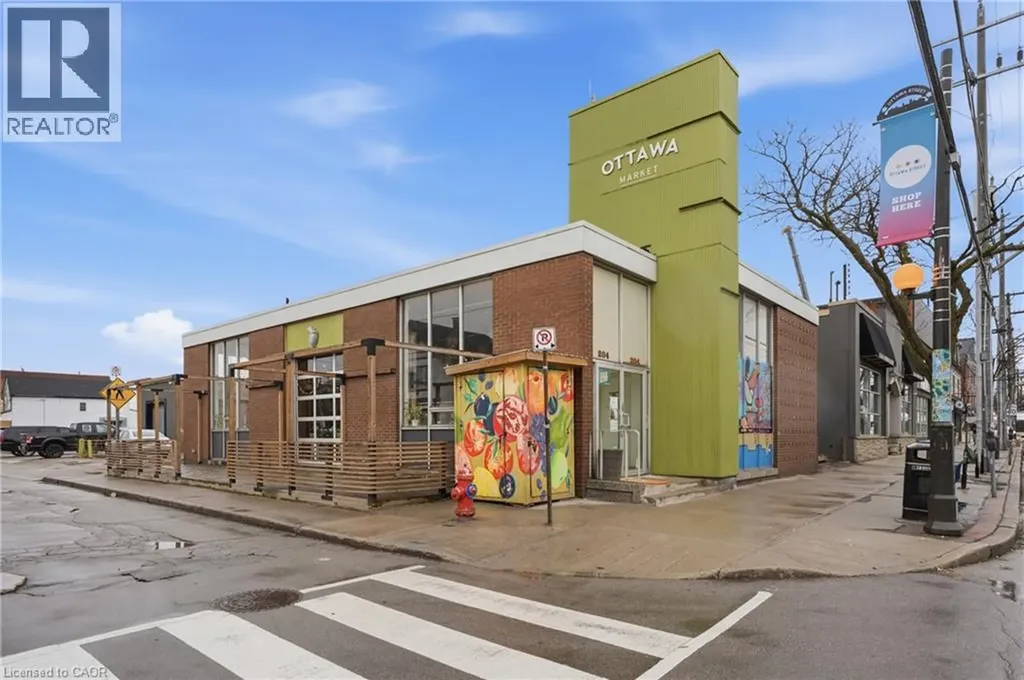 204 Ottawa Street North Hamilton ON L8H 3Z3