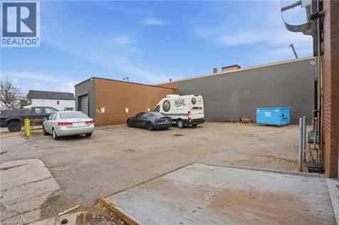 204 Ottawa Street North Hamilton ON L8H 3Z3