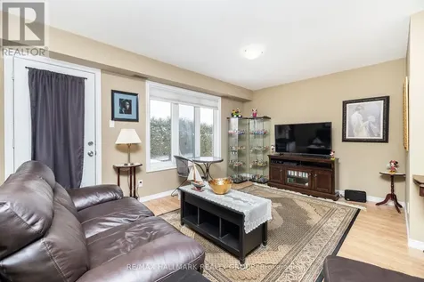 1796 Dumas Street Ottawa ON K1C 1N4