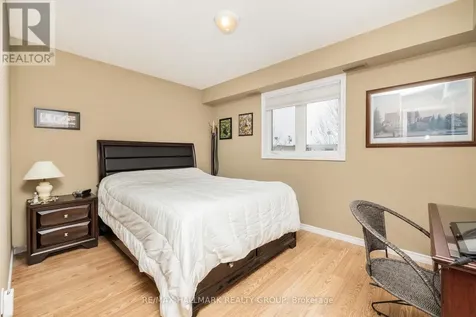 1796 Dumas Street Ottawa ON K1C 1N4
