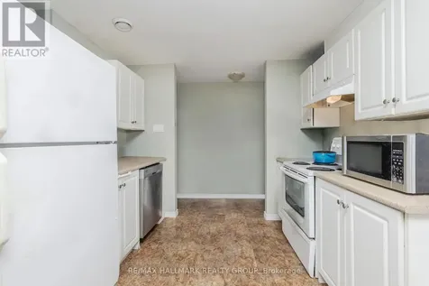 1796 Dumas Street Ottawa ON K1C 1N4