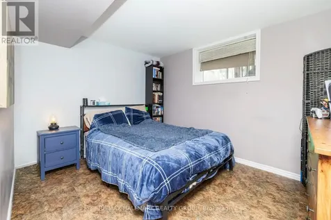1796 Dumas Street Ottawa ON K1C 1N4