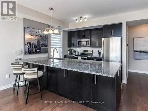 300 Jatoba Private Ottawa ON K2V 0E7