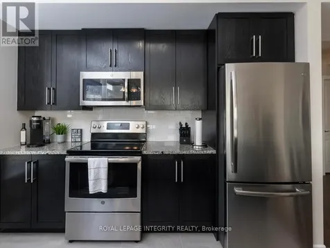 300 Jatoba Private Ottawa ON K2V 0E7