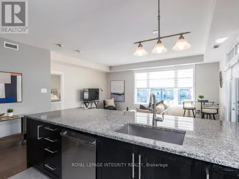 300 Jatoba Private Ottawa ON K2V 0E7