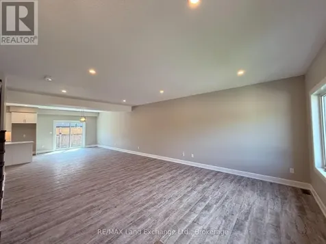 8 Golf Links Road Kincardine ON N2Z 0G1