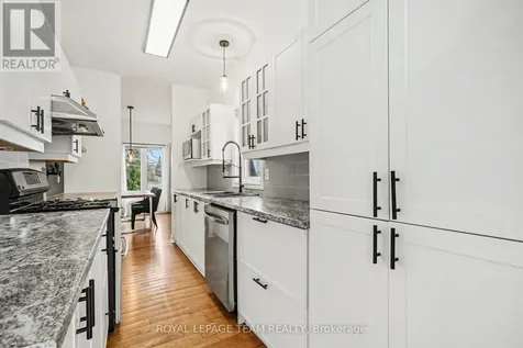 689 Vermillion Drive Ottawa ON K1V 1W2