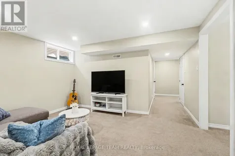 689 Vermillion Drive Ottawa ON K1V 1W2