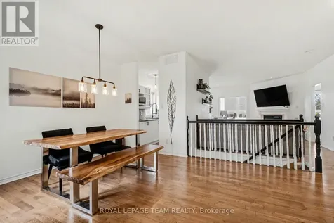 689 Vermillion Drive Ottawa ON K1V 1W2