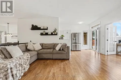 689 Vermillion Drive Ottawa ON K1V 1W2