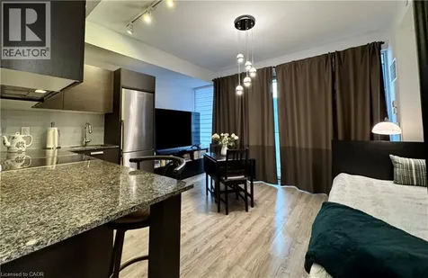 42 Charles Street East Toronto ON M4Y 1N3