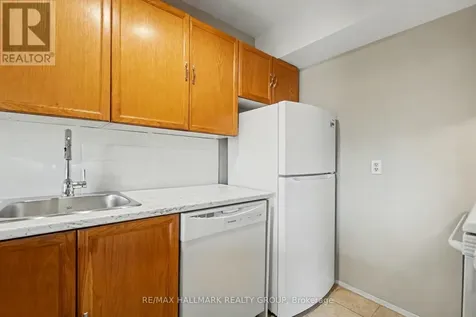316 Savard Avenue Ottawa ON K1L 7S2