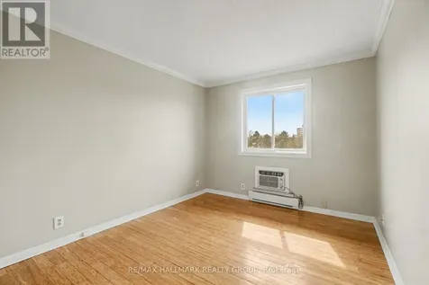 316 Savard Avenue Ottawa ON K1L 7S2