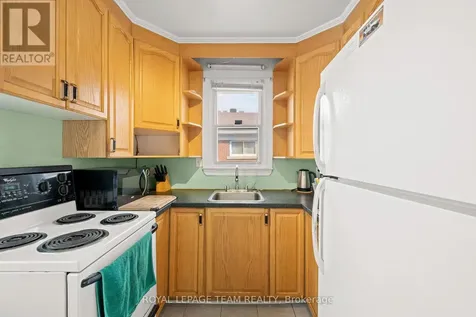 1123 Secord Avenue Ottawa ON K1H 8C9