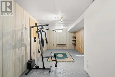 1123 Secord Avenue Ottawa ON K1H 8C9