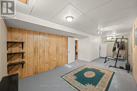 1123 Secord Avenue Ottawa ON K1H 8C9