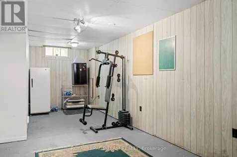 1123 Secord Avenue Ottawa ON K1H 8C9